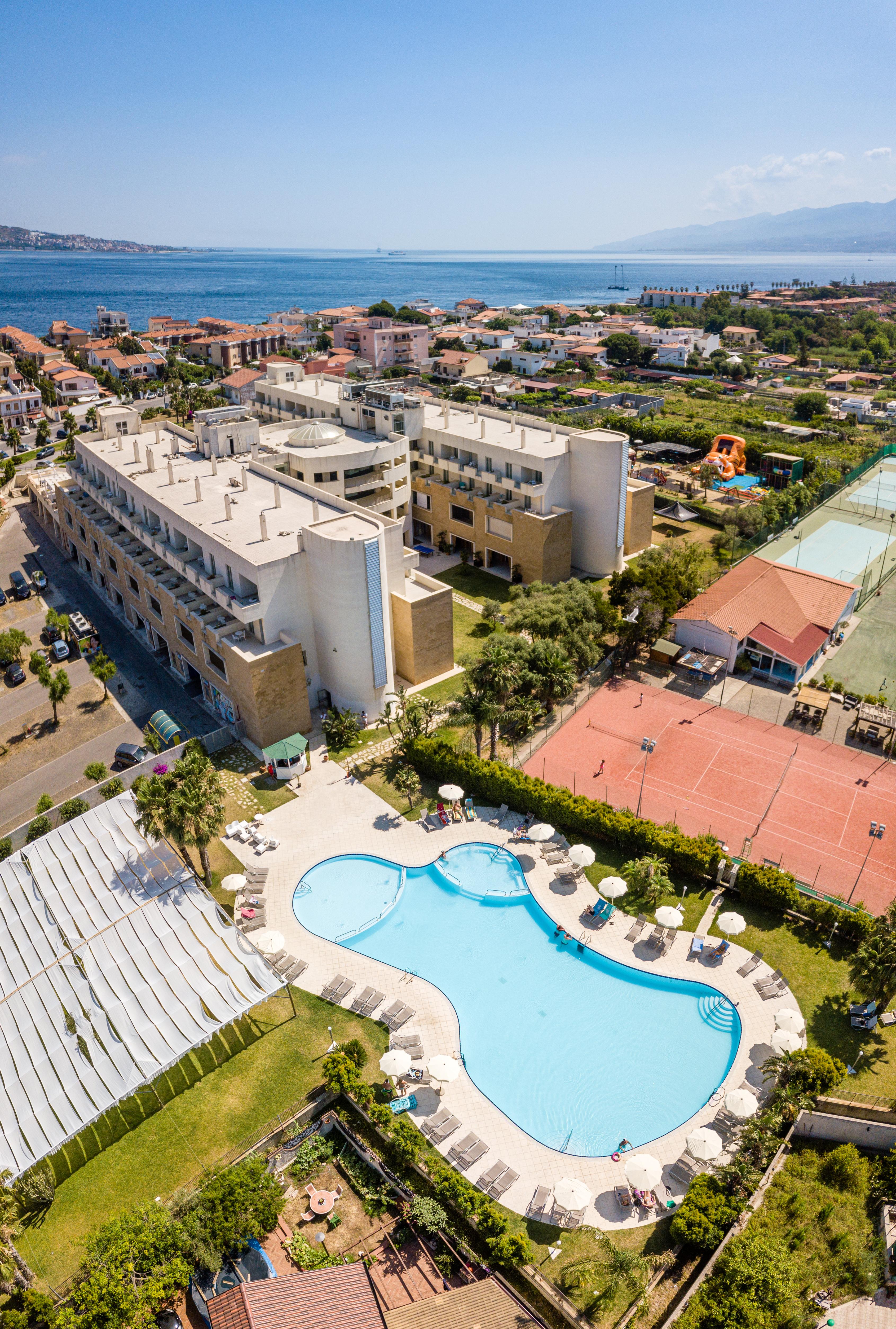 Capo Peloro (adults Only) 4*